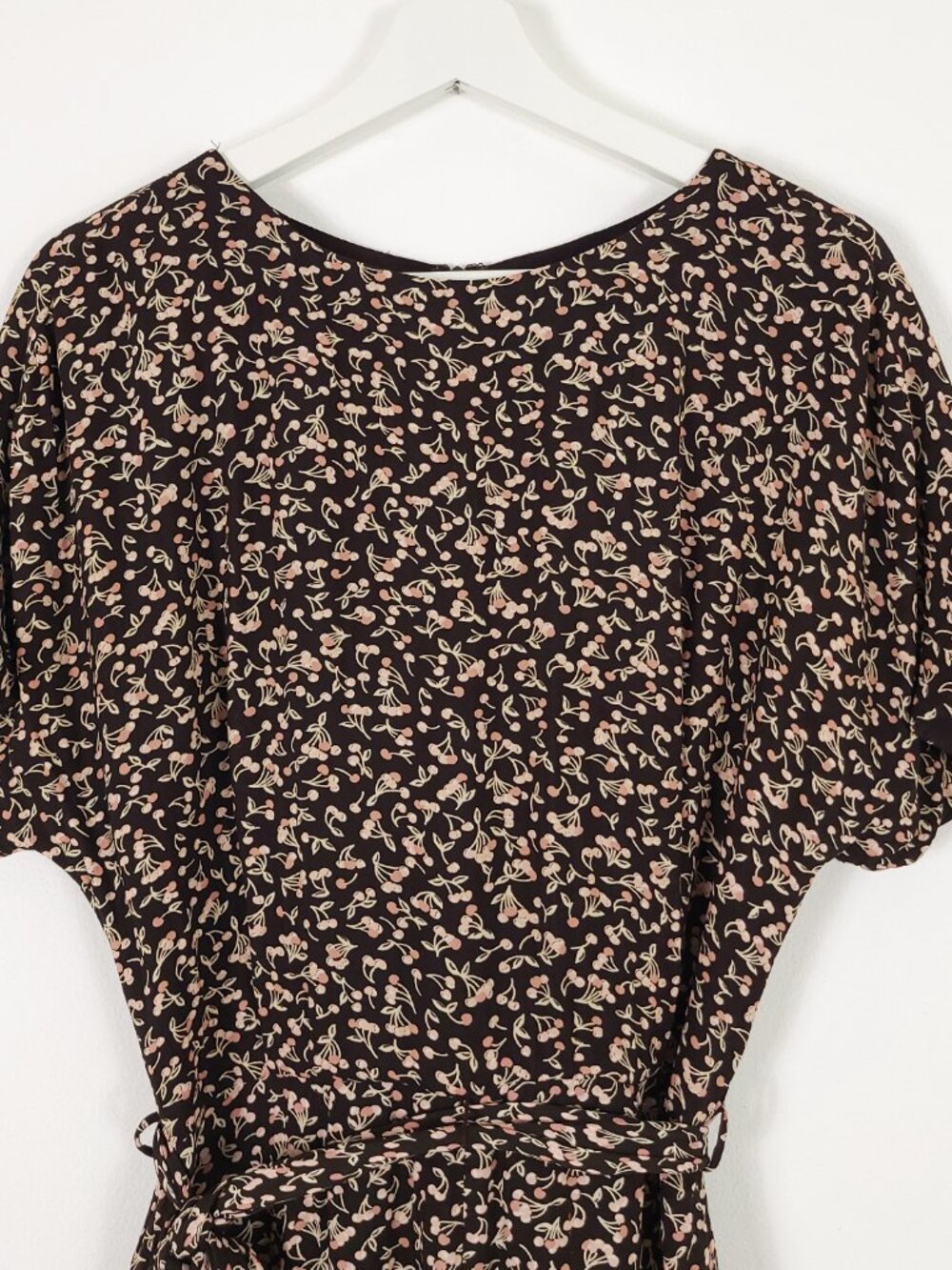 Vintage Novelty Print Dress - Picture 2 of 9
